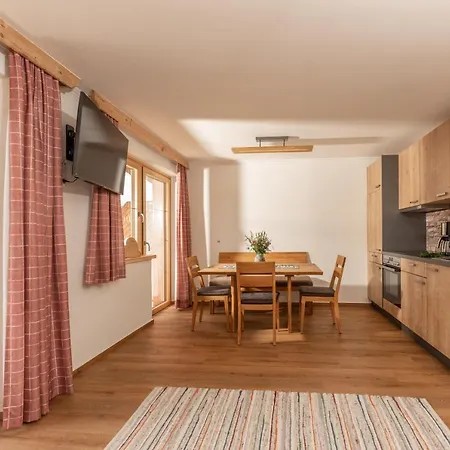 Pircherhof Apartment